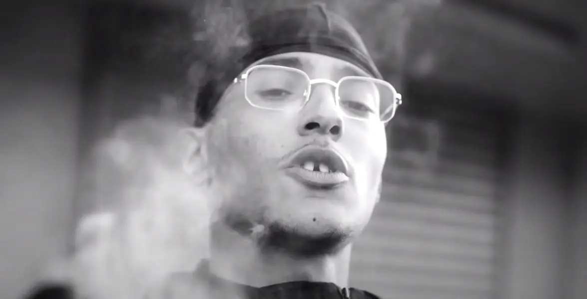 Le gouvernement saisit la justice pour des clips “antisémites” de Freeze Corleone