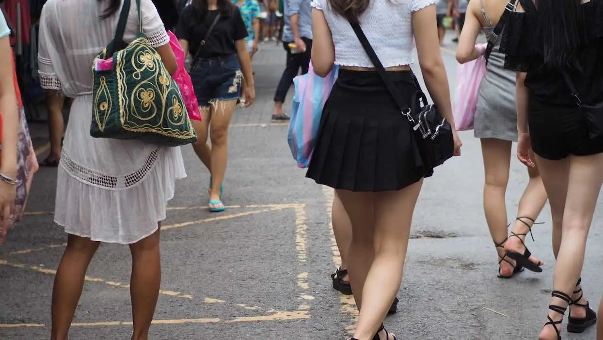 “Tu veux pas t’habiller plus court ?” : deux jeunes femmes agressées à Mulhouse