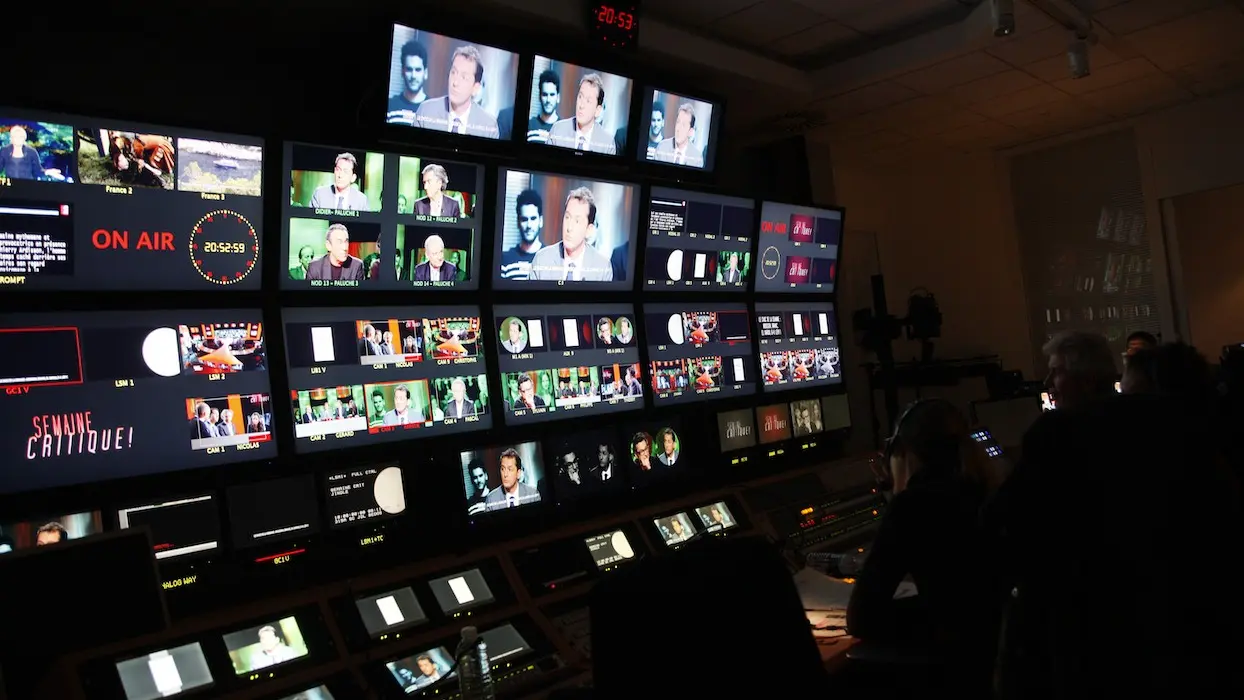 “Inacceptable” : le CSA alerte sur le manque de diversité à la télévision