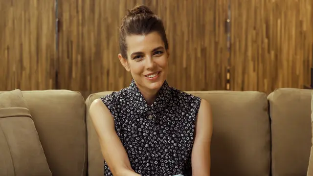 Vidéo : Reading Stories avec Charlotte Casiraghi