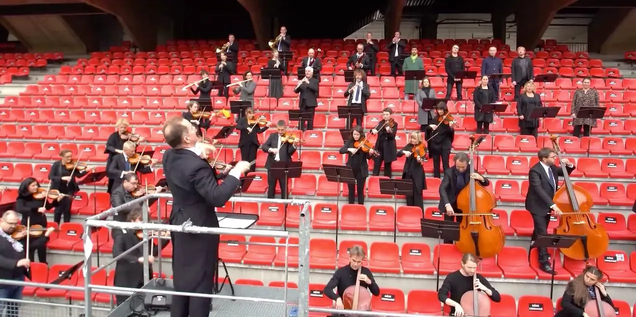 Vidéo : quand l’orchestre de Bretagne joue l’hymne de la C1 au Roazhon Park