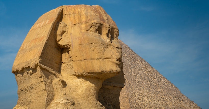 Pourquoi les anciennes statues égyptiennes ont-elles souvent le nez cassé ?