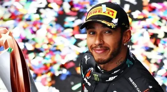 Positif au Covid-19, Lewis Hamilton est forfait pour le Grand Prix de Sakhir