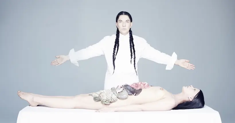 Cette semaine, l’artiste Marina Abramović présente un opéra sur la mort