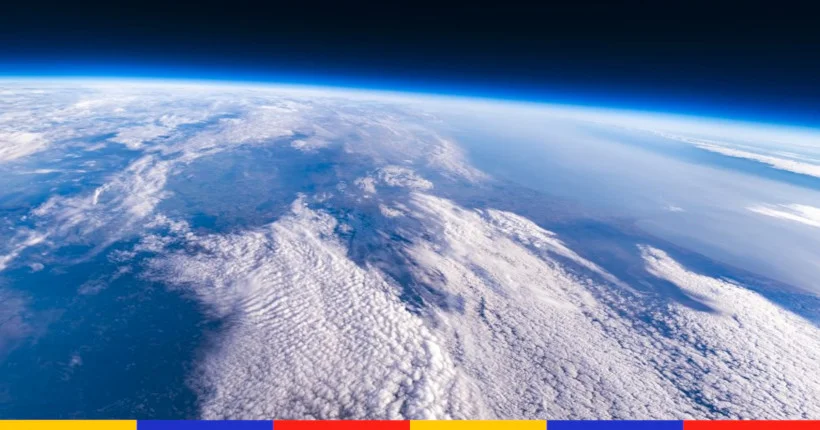 À 30 km au-dessus de la Terre, deux appareils photo ont pris de sublimes images célestes
