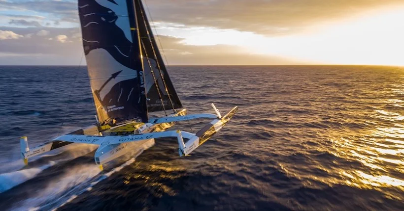 Vidéo : voici les images du voilier Edmond de Rothschild qui vole sur l’Atlantique