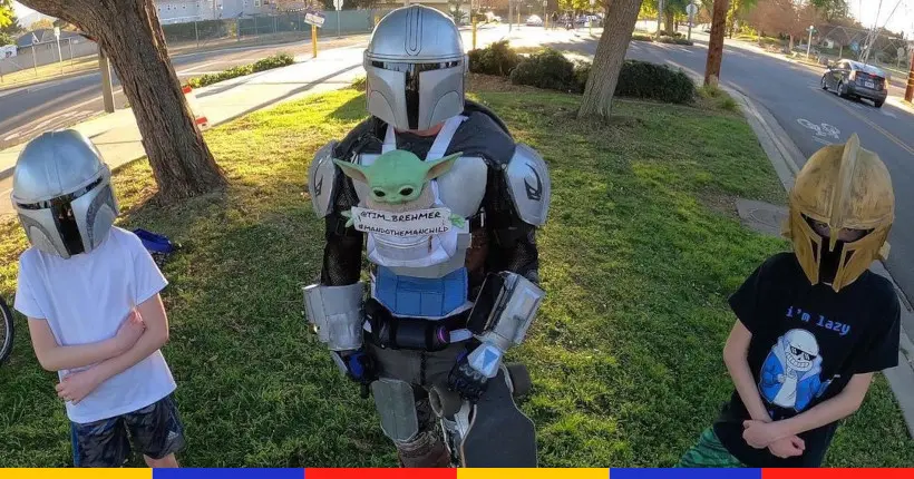 En images : Mando et Bébé Yoda repérés, filant à toute allure dans Los Angeles