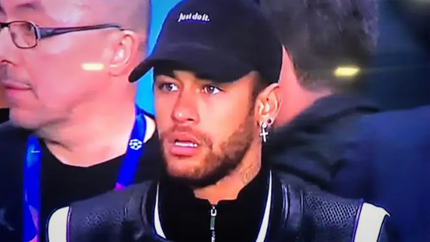 Quand Neymar commente le post du Barça pour troller le PSG après sa défaite