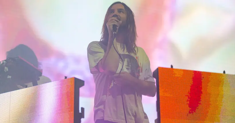 En Australie, Tame Impala donne deux concerts à guichet fermé devant une foule non masquée