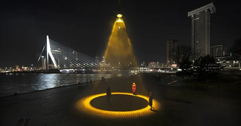 Un artiste a créé un soleil géant pour désinfecter nos rues du Covid-19