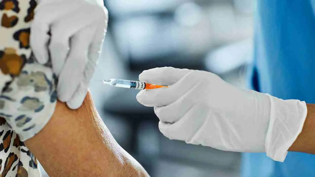 Allemagne : au lieu du vaccin, une infirmière injecte de la solution saline à 6 patients