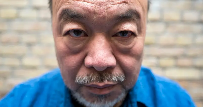L’artiste Ai Weiwei se dit “fier” que son doigt d’honneur choque encore Pékin