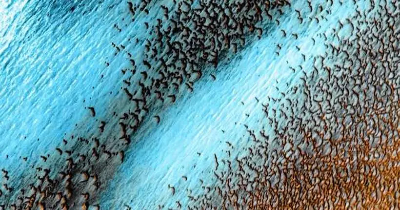 La Nasa révèle une sublime photo de Mars et de “dunes bleues”