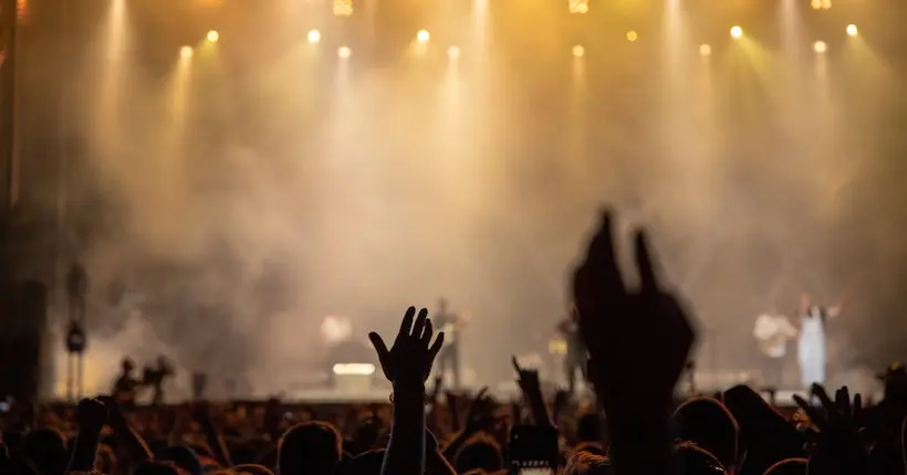 Vidéo: un concert sans masque ni distanciation réunit 50 000 personnes en Nouvelle-Zélande