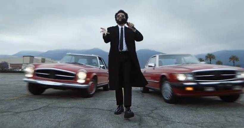 Vidéo : surprenant, The Weeknd interprète “Save Your Tears” en faisant danser des voitures