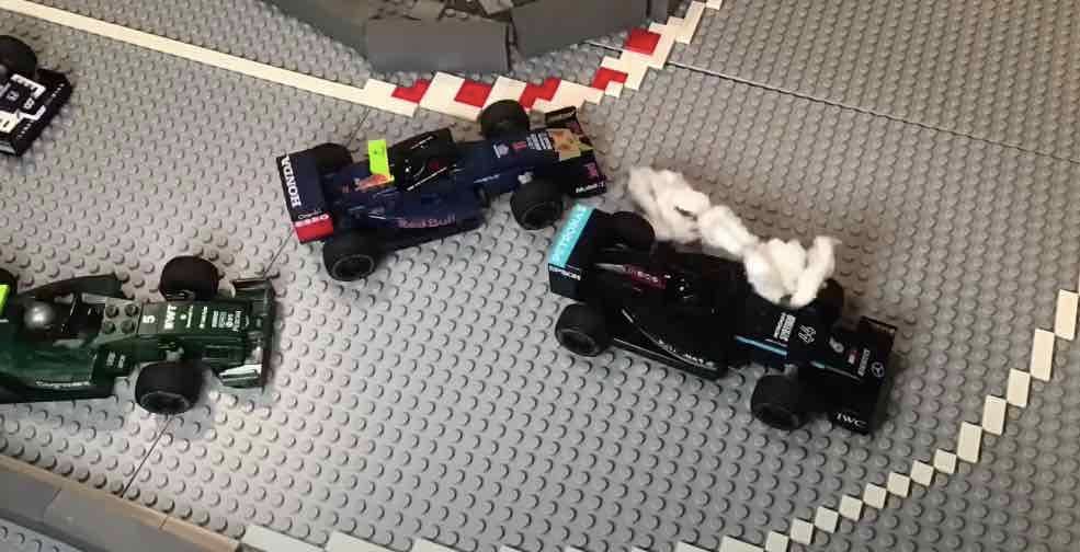 Vidéo : il recrée à la perfection l’incroyable Grand Prix D’Azerbaïdjan… en Lego