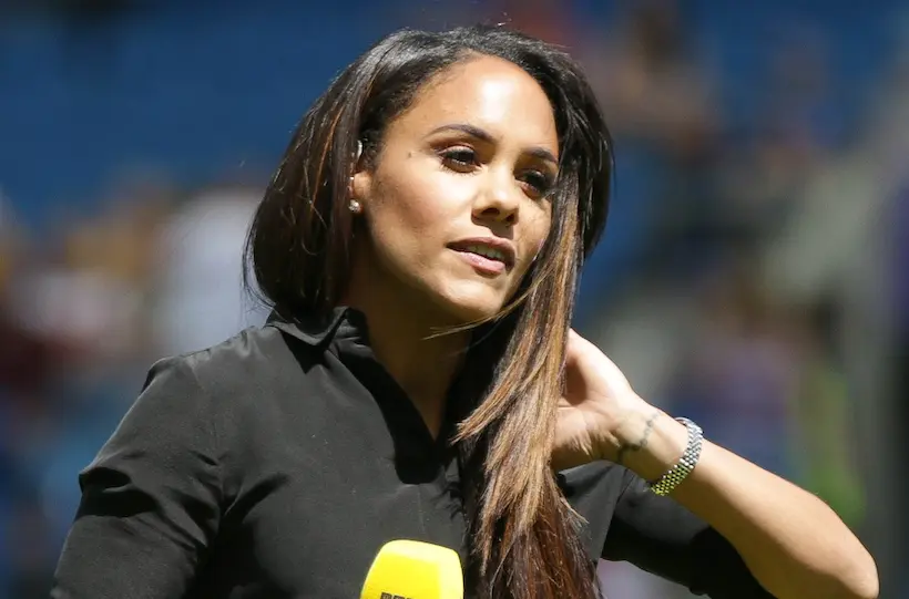 L’ancienne joueuse Alex Scott va prêter sa voix à la version anglaise de FIFA 22