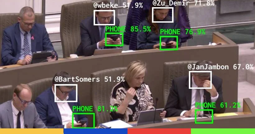 En Belgique, un bot trolle les députés accros à leur smartphone au Parlement