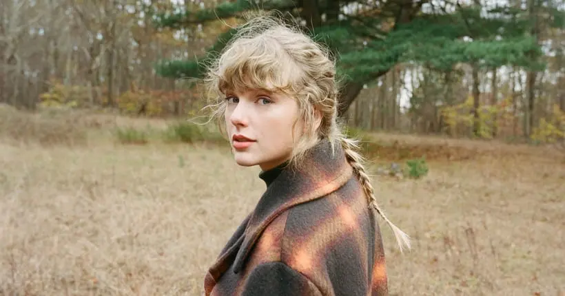 Taylor Swift retire sa version ré-enregistrée de Fearless de la course aux Grammys