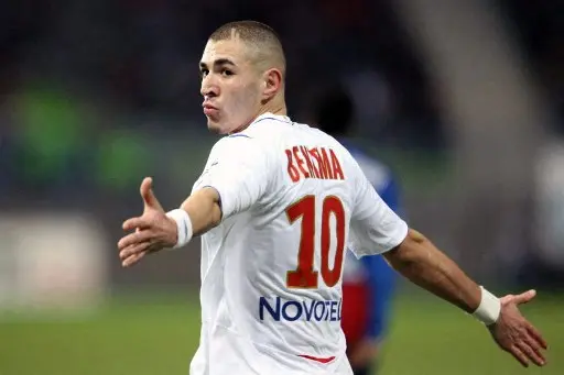 Une décennie après, pourquoi les Lyonnais adulent-ils toujours autant Karim Benzema ?