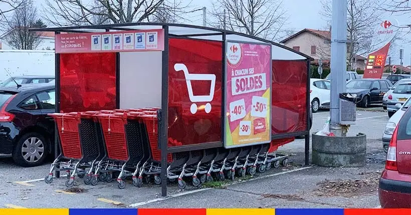 Les jetons dans les chariots de Carrefour, c’est fini