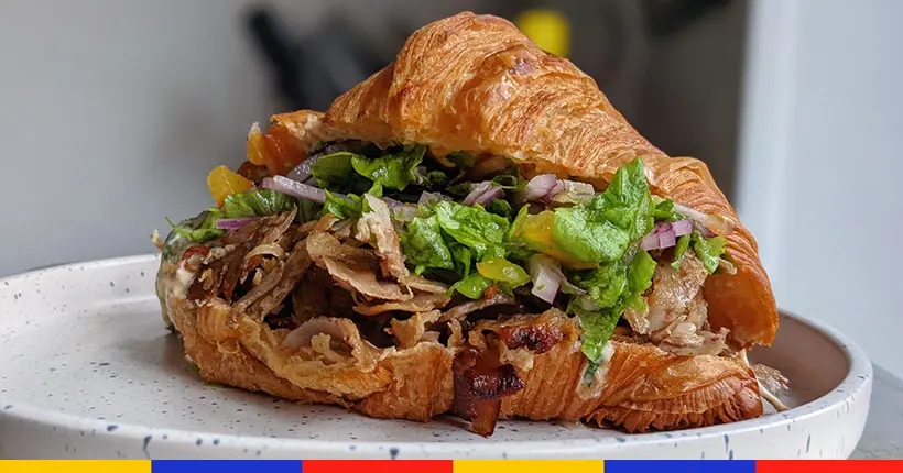 On a tenté de reproduire (en mieux) le croissant-kebab qui fait causer Internet