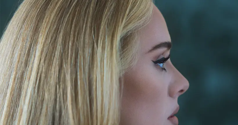 Adele signe le plus gros carton de l’année avec son album 30, et c’est mérité