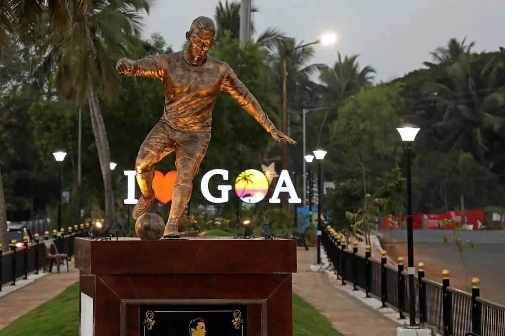 Pourquoi cette statue de Cristiano Ronaldo érigée en Inde fait-elle débat ?
