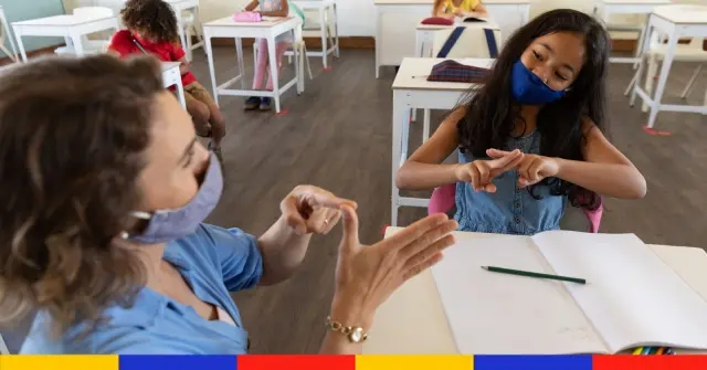 Paris : la langue des signes bientôt enseignée dans le secondaire
