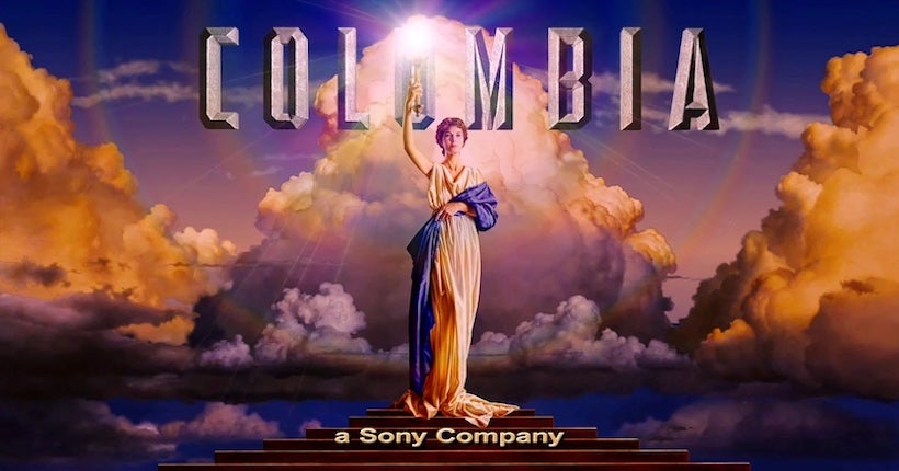 L’histoire derrière la peinture de la femme à la torche de Columbia Pictures