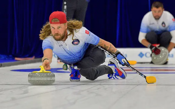 JO d’hiver 2022 : mais qui est Matt Hamilton, ce joueur de curling au look qui fait parler ?