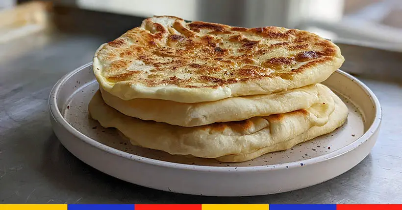 On a testé la recette de naans qui enflamme TikTok et (pour une fois) c’est une réussite