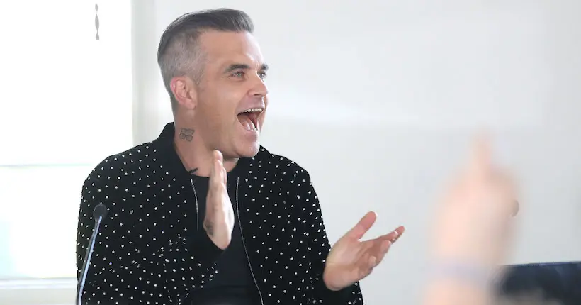Le chanteur Robbie Williams fait aussi de la peinture