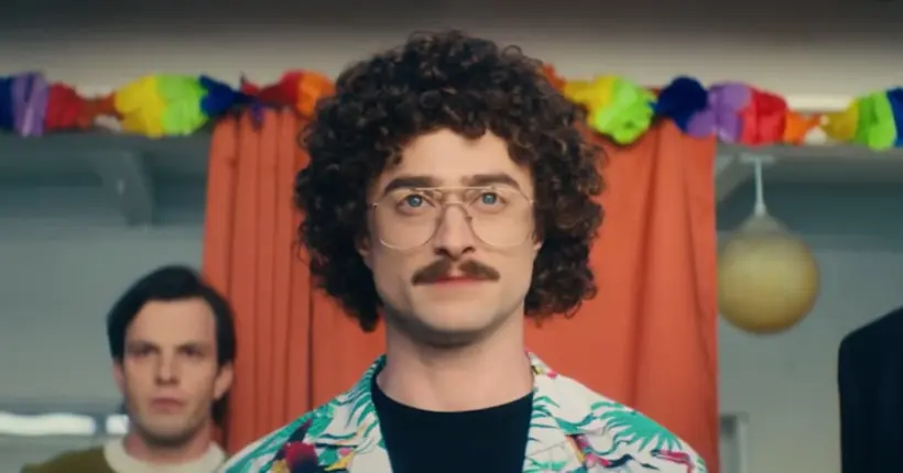 Vous ne reconnaîtrez pas Daniel Radcliffe dans le trailer du film sur Weird Al Yankovic