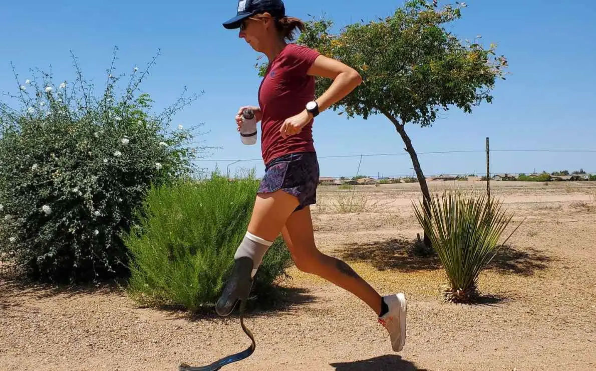 Amputée d’une jambe, Jacky Hunt-Broersma a couru 104 marathons en 104 jours