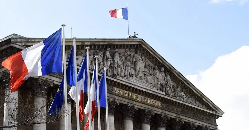 Hommage à l’Assemblée nationale suite au décès accidentel de Moussa Sylla, un agent d’entretien