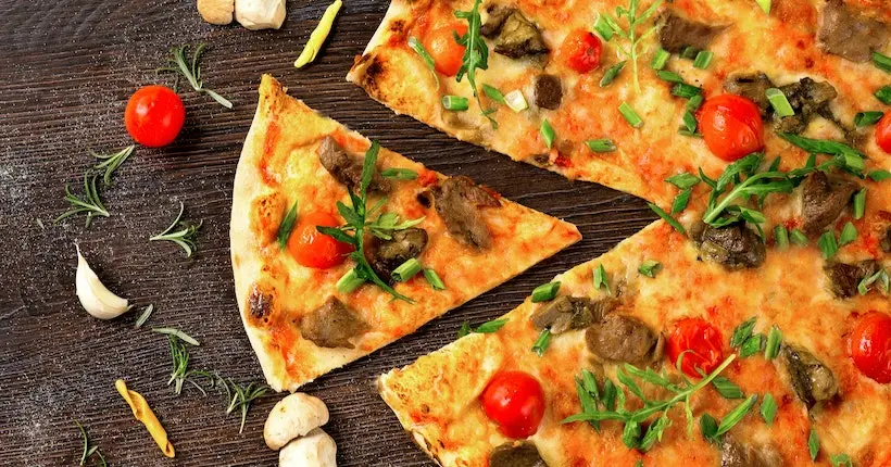 “La myrtille ça marche vraiment bien” : les internautes partagent leurs “toppings” de pizza les plus douteux