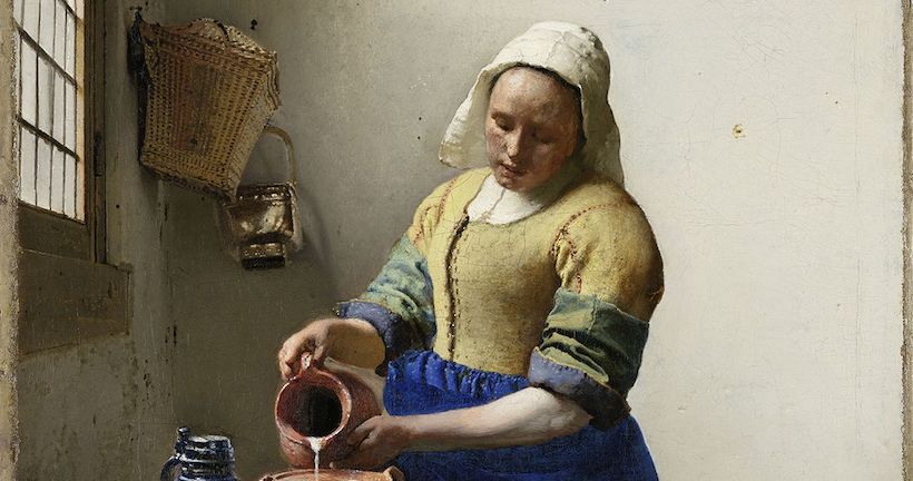 Quels objets cachés ont été découverts dans le tableau La Laitière de Vermeer ?