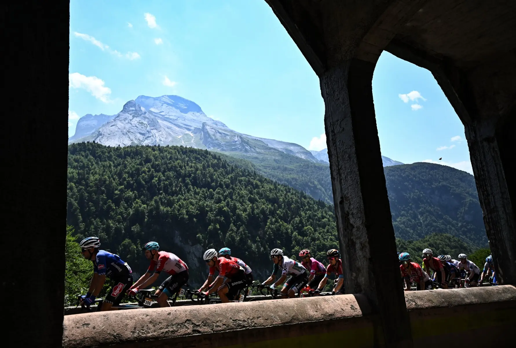 Le parcours du Tour du France 2023 a été révélé et il est… comment dire… étonnant