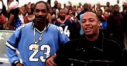 Snoop Dogg bosse sur un album commun avec Dr. Dre et tease la sortie imminente d’un single