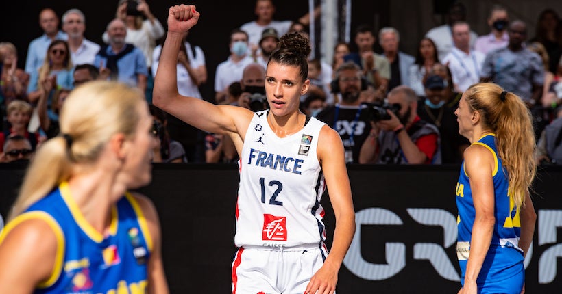 “J’adore me surpasser et en baver sur le terrain” : on a discuté avec Laëtitia Guapo, la meilleure basketteuse française de l’année
