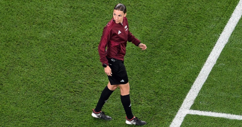 Stéphanie Frappart va être la première femme à arbitrer une rencontre de Coupe du monde