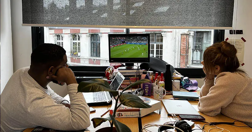 Peut-on se faire virer si on regarde la Coupe du monde au travail ?