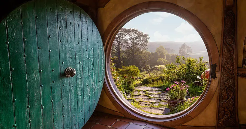 Il est enfin possible de booker la maison du Hobbit de la Comté (poils aux pieds)