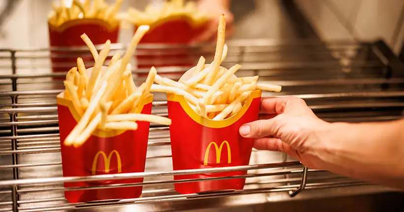 McDonald’s va-t-il (vraiment) remplacer ses potatoes par… des frites de légumes ?