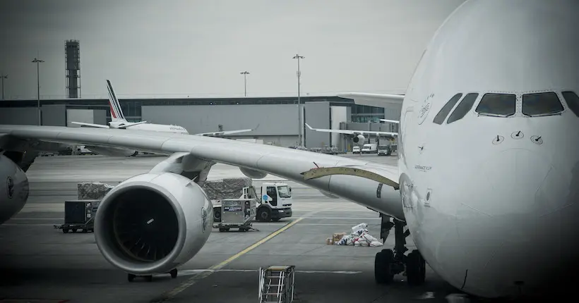 Un footballeur et sa compagne interpellés à Roissy avec plus de 100 kg de cocaïne dans leurs valises