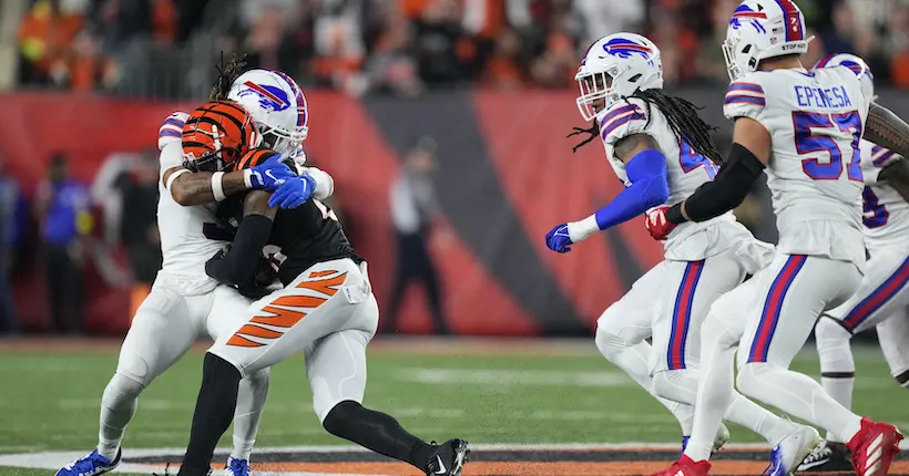 Qu’est-il arrivé à Damar Hamlin, joueur NFL des Buffalo Bills, dans un état critique après un choc en plein match ?