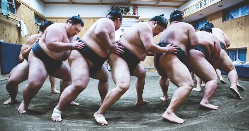 Immersion dans le sombre et formidable quotidien des sumos japonais documenté en toute intimité par Lord K2