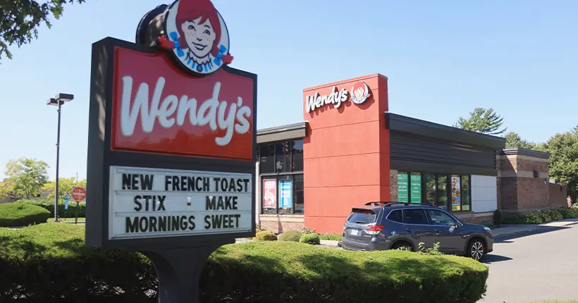 Wendy’s, la célèbre chaîne de burgers américaine, pourrait bien débarquer en France