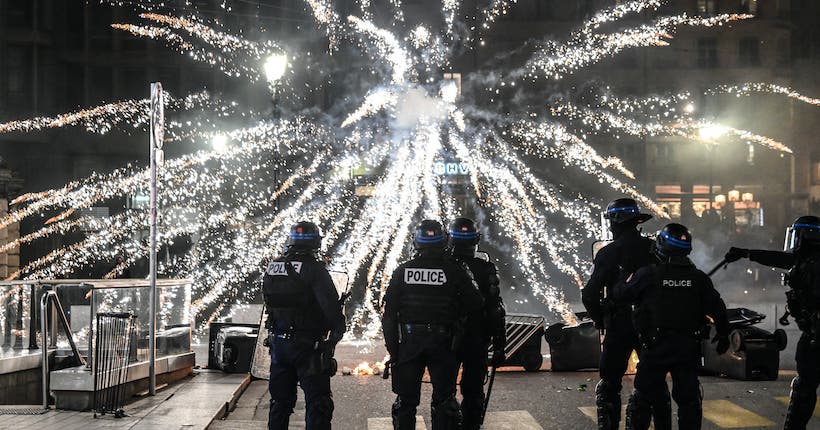 <p>Paris, jeudi soir © Photo by OLIVIER CHASSIGNOLE / AFP </p>
